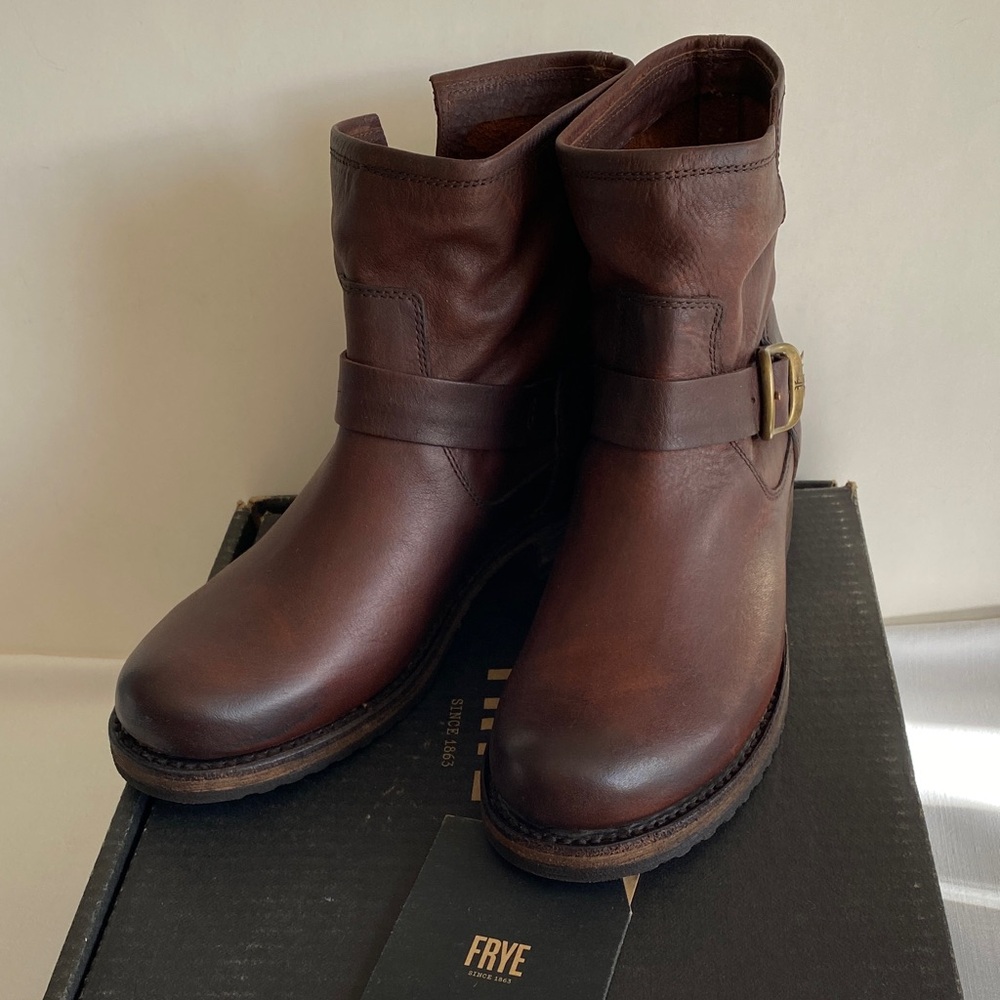 Frye Women's Dark Brown Ankle Booties